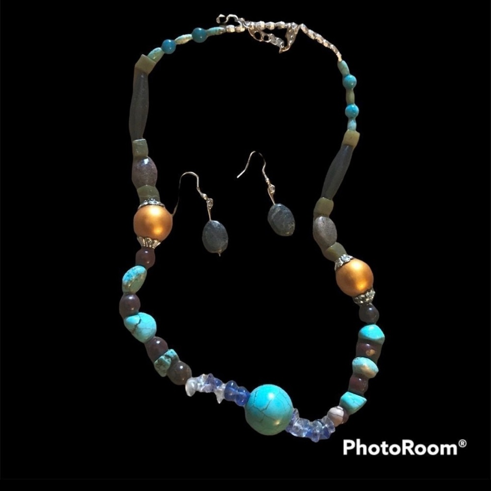 New Hand Crafted Semi Precious Stones Necklace & Earring set #16